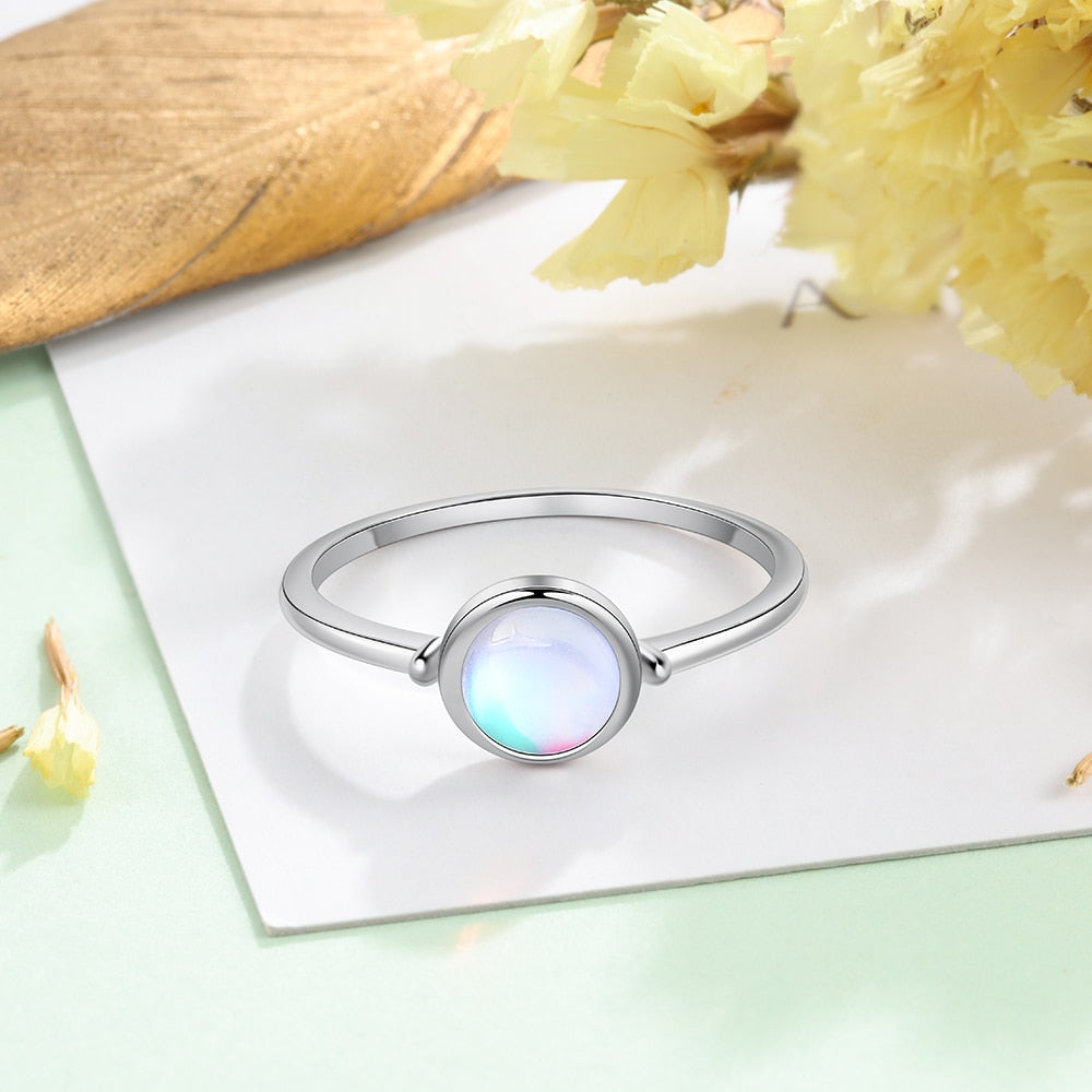 925 Sterling Silver Round Moonstone Ring Minimalist Thin Women Engagement Ring Wedding Band Silver 925 Jewelry (Lam Hub Fong)